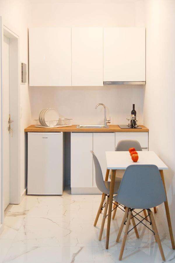 דירות פוליכרונו Nikogroup Plaza מראה חיצוני תמונה