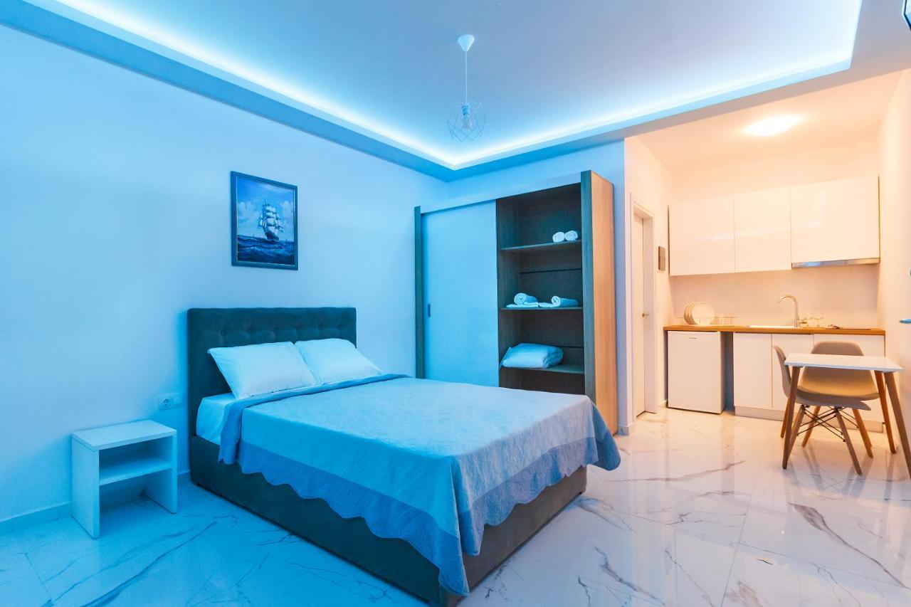 דירות פוליכרונו Nikogroup Plaza מראה חיצוני תמונה