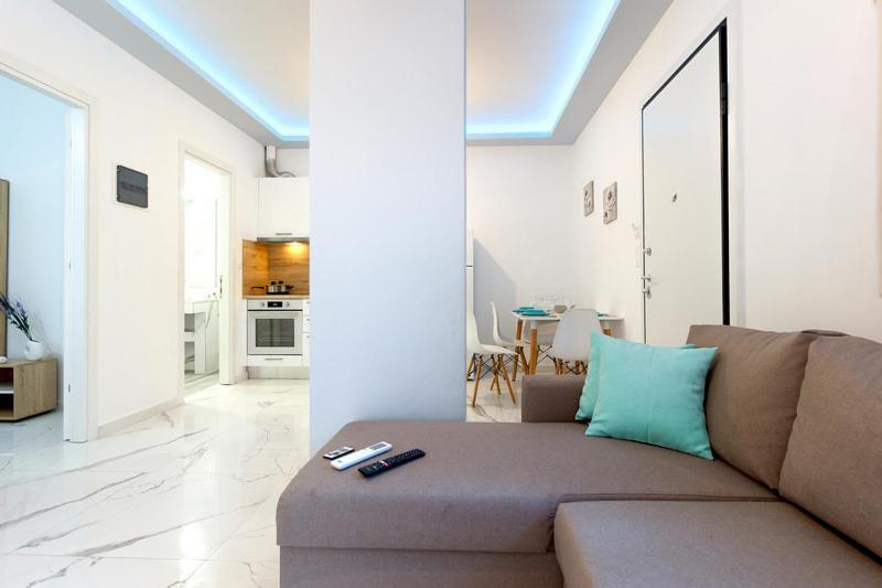 דירות פוליכרונו Nikogroup Plaza מראה חיצוני תמונה