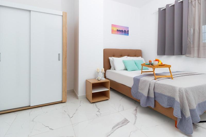 דירות פוליכרונו Nikogroup Plaza מראה חיצוני תמונה