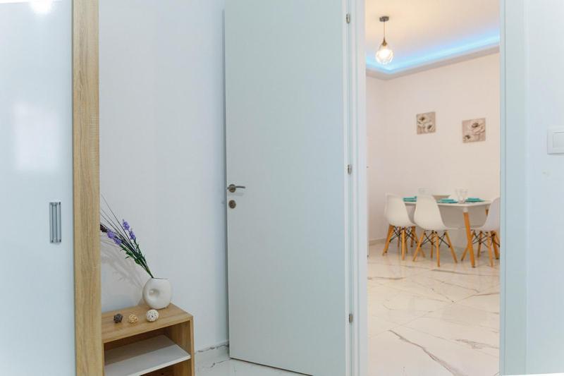 דירות פוליכרונו Nikogroup Plaza מראה חיצוני תמונה